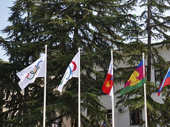 Олимпийские флаги в Сочи 2014