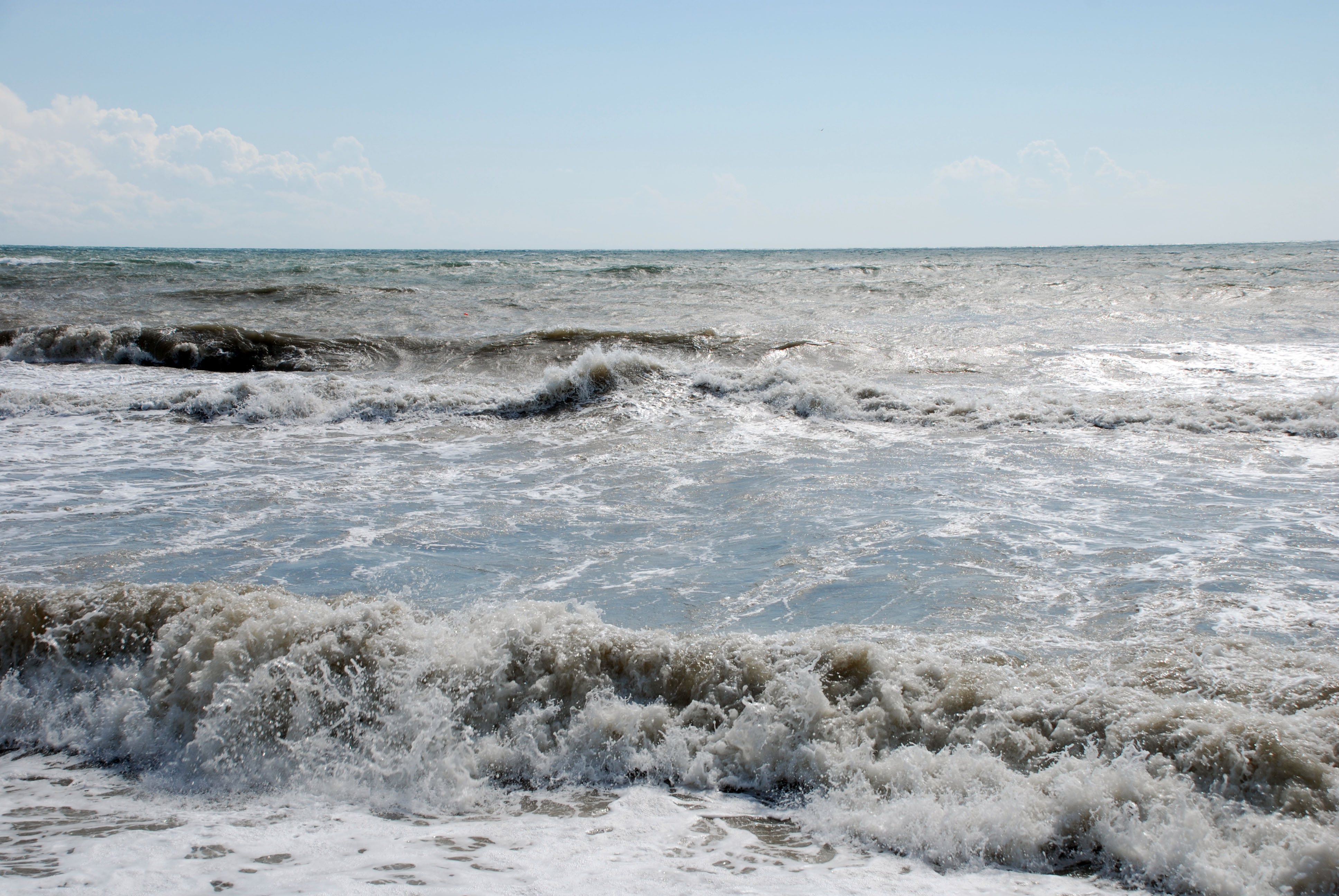 Поиск шторм. Открытое море ветер фото. Прибрежная Акватория.