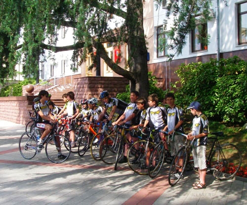 велосипедисты в Сочи