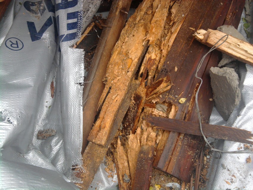 доски которые использовались при капремонте, труха!!!