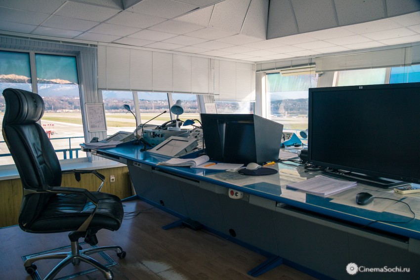 Место диспетчера в «старой» вышке а/п Адлер