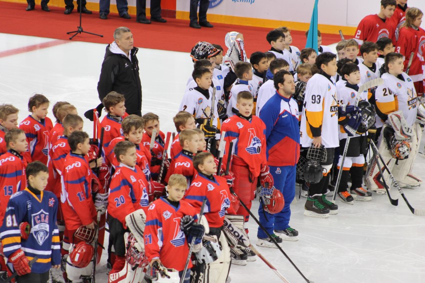 Турниры по хоккею 2012 года рождения. Хоккейная команда Аполлона город Сочи детская команда 2010 года. Детская хоккейная команда. Хоккейная команда Русь. Детская команда по хоккею.