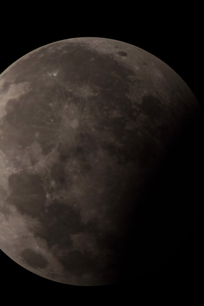 26 апреля 2024 лунный день. Затмение Луны 24.03.2023. Фото Луны. Фотографии Луны в высоком разрешении.