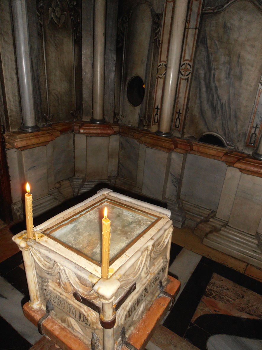 Гроб господень в иерусалиме внутри