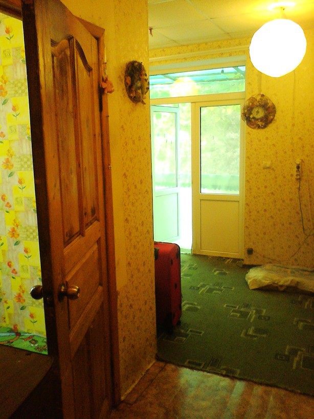 Продаю подселение в старом фонде в Лоо 300 м от моря