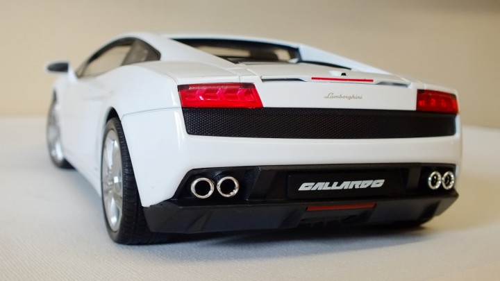 Масштабная модель Lamborghini Gallardo LP560 Welly 1/18. 600руб