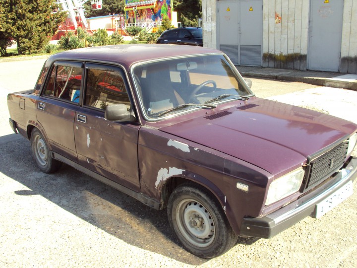 Продаю ваз 2107 2000 год