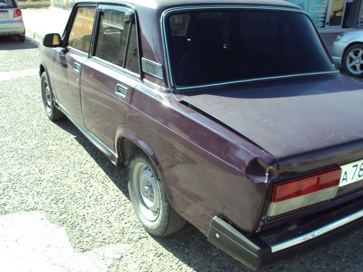 Продаю ваз 2107 2000 год