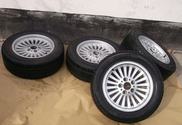летняя резина Bridgestone  Potenza RE001 Adrenalin  и диски BMW 