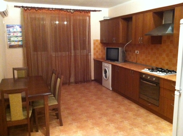 Сдается 2-комнатная квартира, 80 кв.м., завокзальный м/н Невская