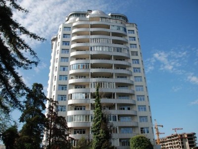 Сдается машиноместо во внутреннем паркинге, центр, Первомайская,