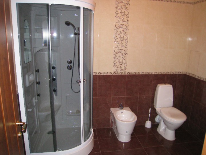 Сдается студия в ЖК бизнес класса "Первомайский-1", центр, Перво