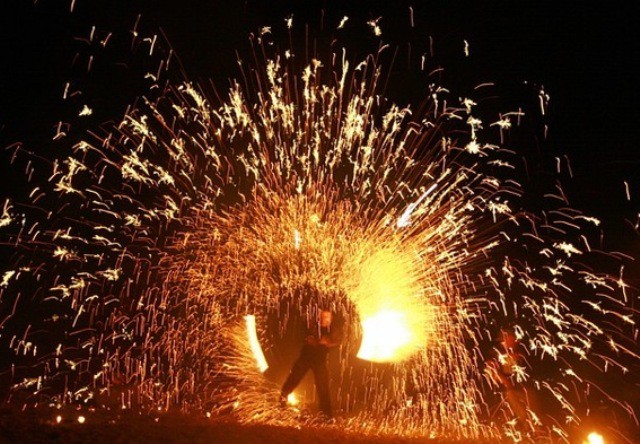 Огненное шоу. Fire show.
