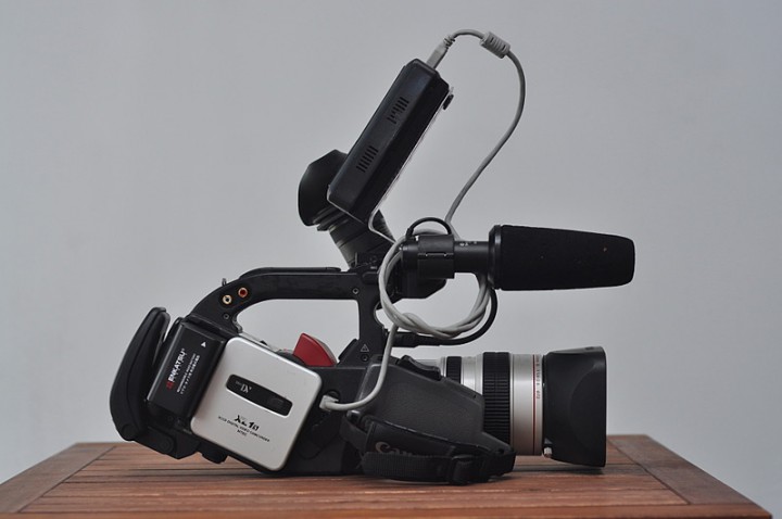 Canon XL 1s + Рекордер HDD 60Gb