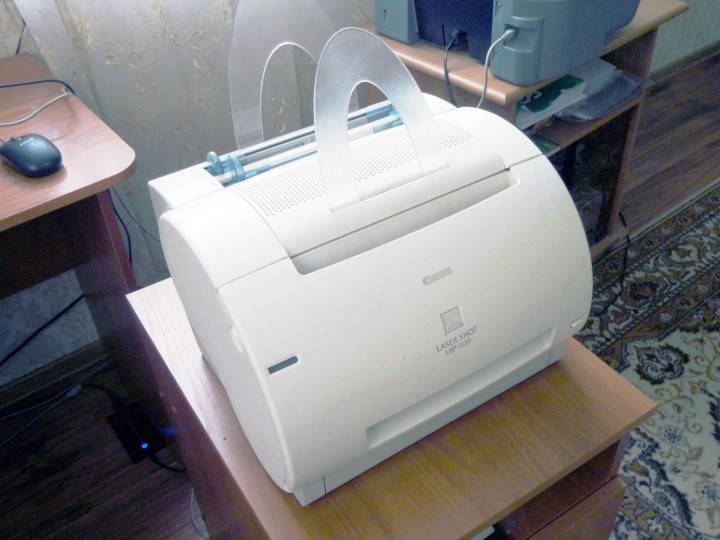 Лазерный принтер.