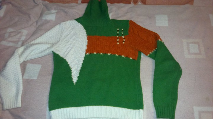 Свитер из шерсти