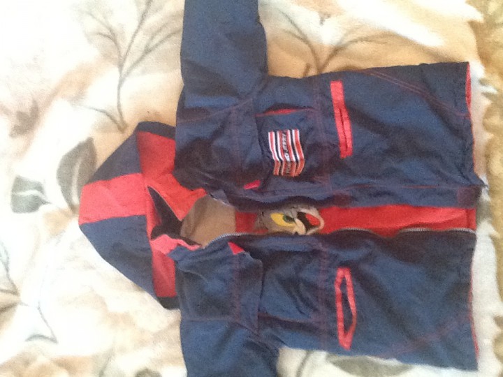 Продам верхнюю одежду на мальчика