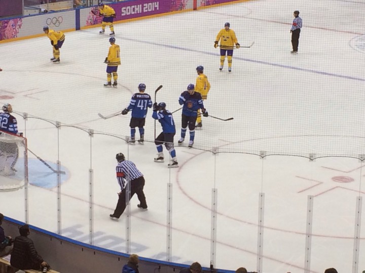 Есть один билет в олимпик парк, на хоккей за3 место