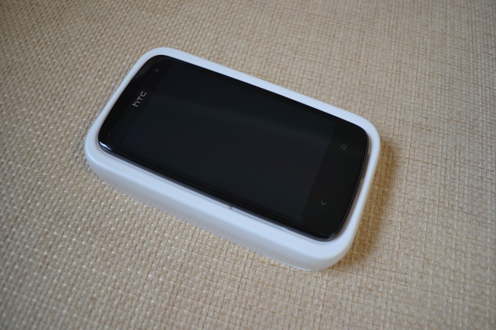 Продам абсолютно новый HTC desire 500 dual sim