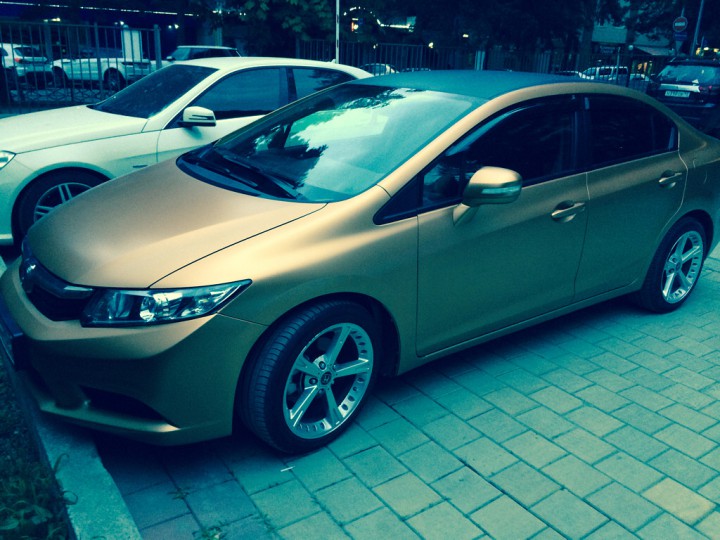 Покраска автомобилей жидкой резиной.