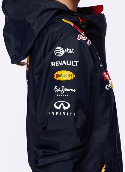 Продам фирменный дождевик Red Bull Infinity Racing