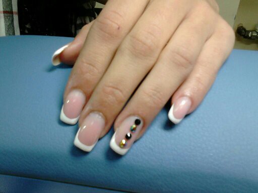 Наращивание,коррекция ногтей.