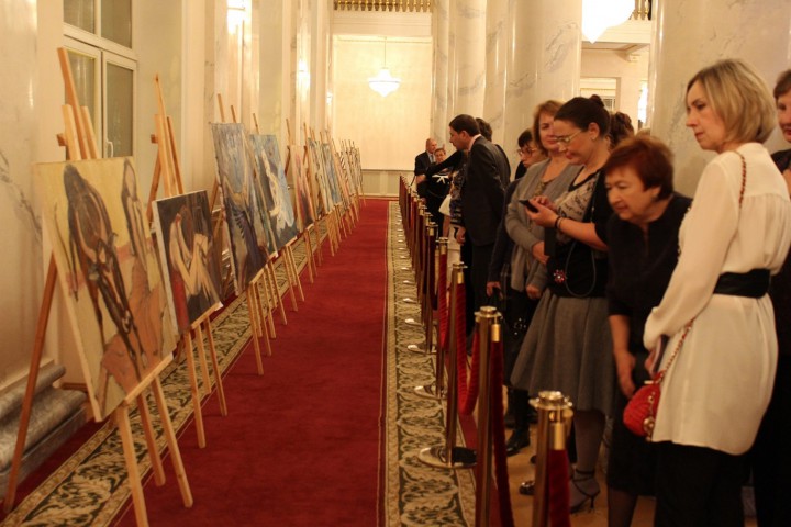 Выставка Натан в Самарском театре оперы и балета