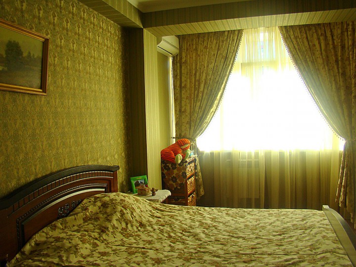 Продаю 2-комнатную квартиру с ремонтом, мебелью, Санаторная