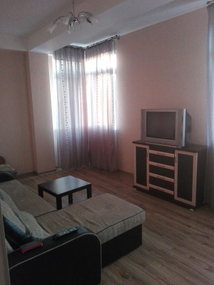 Квартира в Сочи на Виноградной 38,1 кв. м
