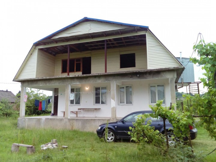 продам дом в Абхазии 3 км от рос границы