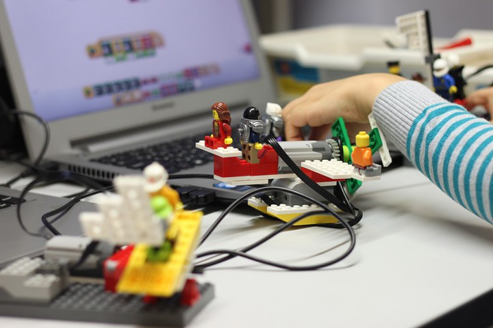 Лего-конструирование и робототехика в Сочи.