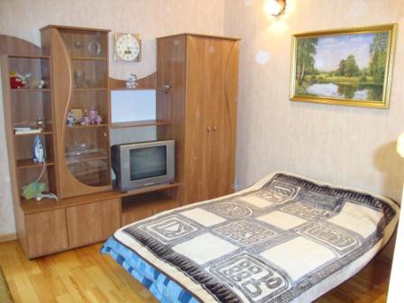 Сдается квартира в частном доме.