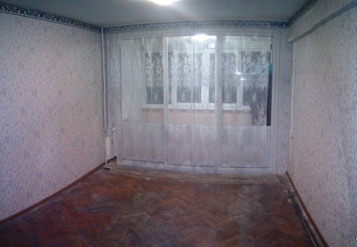 Продаю 2 комнаты в 3х комнатной квартире. Донская 