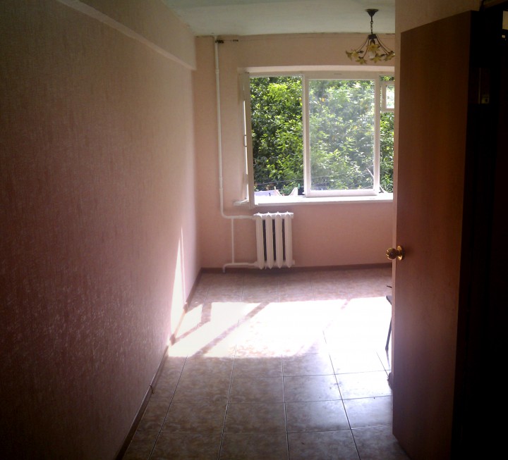 Продам 3 х комнатную квартиру на  Донской