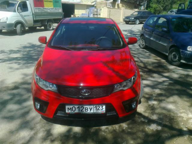 Продам автомобиль Kia Cerato Koup, декабрь 2011 года выпуска